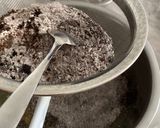 Foto langkah ke 3 dari resep Brownies Ketam Hitam Keju Karamel.