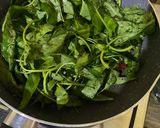 Foto langkah ke 3 dari resep Cah Kangkung Saus Tiram.