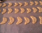 A picture of step 3 of Vanillekipferl Vanilla Crescent Cookies.