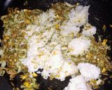 Foto langkah ke 5 dari resep Nasi Goreng Cabe Ijo.