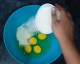 A picture of step 1 of Vanilla Plain Sponge Cake.