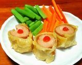 Foto langkah ke 6 dari resep Cheese bratwurst pastry.