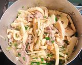 Hình bước làm 2 của món Măng xào thịt