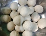 Foto langkah ke 6 dari resep Cilok Isi Telur Puyuh 🧡.