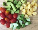 Hình bước làm 1 của món Salad bốn mùa