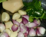 Foto langkah ke 4 dari resep Tongkol Mercon with Pete plus Daun kemangi bumbu Ebi.