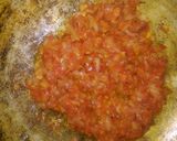 A picture of step 1 of Chicken sauce.