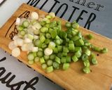 Une image de l'étape 3 de Pommes de terre sautées aux oignons nouveaux.