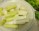 Foto del paso 3 de la receta: Caldo de pollo a lo Carmelita