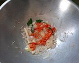 Foto langkah ke 2 dari resep Tumis Telur Rajungan.