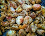 Foto del paso 6 de la receta: Desgranado de pollo con lechuga, queso costeño y maíz!💕