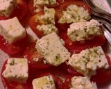 Foto del paso 1 de la receta: Pinchos de queso azul y tomates cherry
