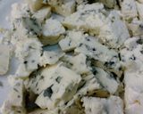 Foto del paso 3 de la receta: Merluza en colchón de verduras con queso azul