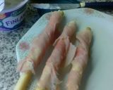 Foto del paso 1 de la receta: Palitos de queso envueltos en jamón serrano 