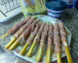 Foto del paso 2 de la receta: Palitos de queso envueltos en jamón serrano 