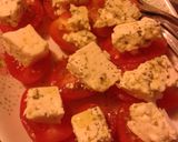 Foto del paso 3 de la receta: Pinchos de queso azul y tomates cherry