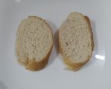 Foto del paso 3 de la receta: Crostinis de jamón serrano, pera y miel