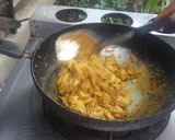 รูปขั้นตอนการทำที่ 4 ของ คั่วกลิ้งหมู