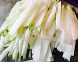 Hình bước làm 5 của món Mực khô xào rau củ