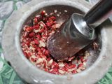 Canh mướp hương nấu đậu phộng