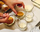 Hình bước làm 11 của món Tiramisu kiểu dễ cho người mới làm bánh