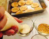 Hình bước làm 10 của món Tiramisu kiểu dễ cho người mới làm bánh