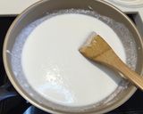 Hình bước làm 3 của món Ichigo daifuku - Bánh mochi Đại Phúc nhân dâu