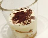 Hình bước làm 13 của món Tiramisu kiểu dễ cho người mới làm bánh