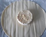 Foto del paso 5 de la receta: Pithivier de pollo y pimienta rosa
