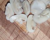 A picture of step 1 of White Mushroom Sauce 🍄.