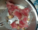 A picture of step 2 of Fruit cream.