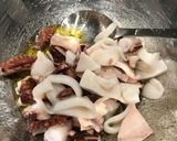 A picture of step 3 of Seafood marinated salad.