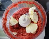 Foto del paso 2 de la receta: Paletas heladas de frutilla con crema