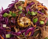A picture of step 2 of Pad Thai.