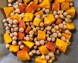 A picture of step 3 of Roasted squash and chickpeas with tahini sauce - vegan.