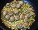 Foto del paso 4 de la receta: Solomillo con champiñones y castañas