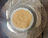 ઇન્સ્ટન્ટ અને સોફ્ટ તલ ના લાડુ (Instant Soft Til Ladoo Recipe In Gujarati) રેસીપી સ્ટેપ1ફોટો