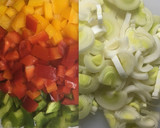 Foto del paso 4 de la receta: Arroz con gurumelos y pimientos en paella