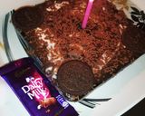 A picture of step 8 of Oreo choco cake.
