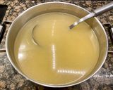 Foto del paso 5 de la receta: Caldo de gallina y pollo