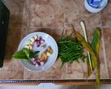 Foto langkah ke 1 dari resep Itiak Lado Mudo Koto Gadang, Sumbar (Bebek Sambal Hijau).