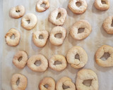 Foto del paso 5 de la receta: Rollos de anís (en horno)