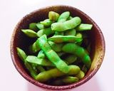 A picture of step 4 of Delicious Salt-Boiled Edamame That Pairs Perfectly with Beer.