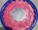 Foto langkah ke 5 dari resep Red Velvet Pudding Cake.