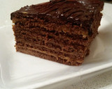 Foto del paso 3 de la receta: Torta de masa oreo con dulce de leche y queso crema