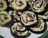 Foto langkah ke 4 dari resep Bolu gulung ekonomis.