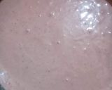 A picture of step 3 of Strawberry Cream Cake.