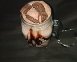 ओरियो मिल्क शेक रेसिपी (oreo milkshake recipe in hindi) रेसिपी चरण 2 फोटो