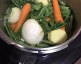 Foto del paso 2 de la receta: Judías verdes con cebolla y patatas