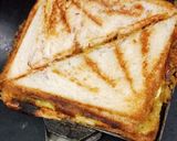 A picture of step 6 of Bhaji Toast.